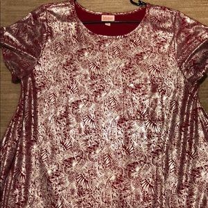 Carly lularoe ( elegant)